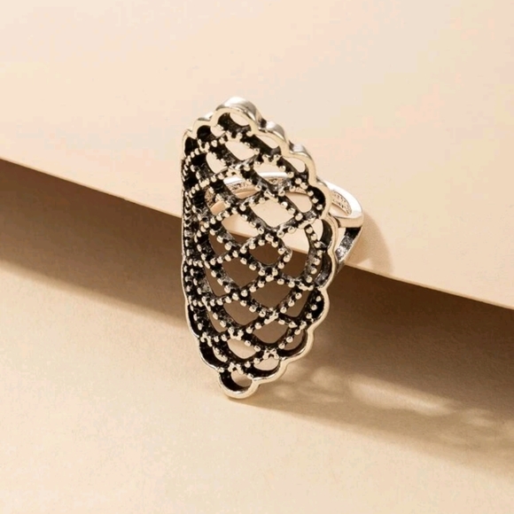 π5 for $25* Silver Boho Ring - Picture 5 of 5